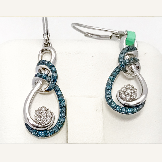 blue-diamond-earrings