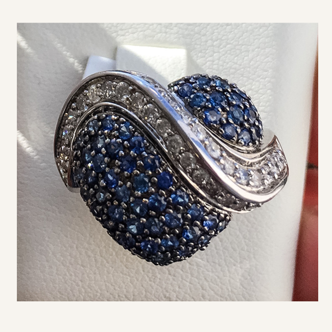 blue-diamond-ring