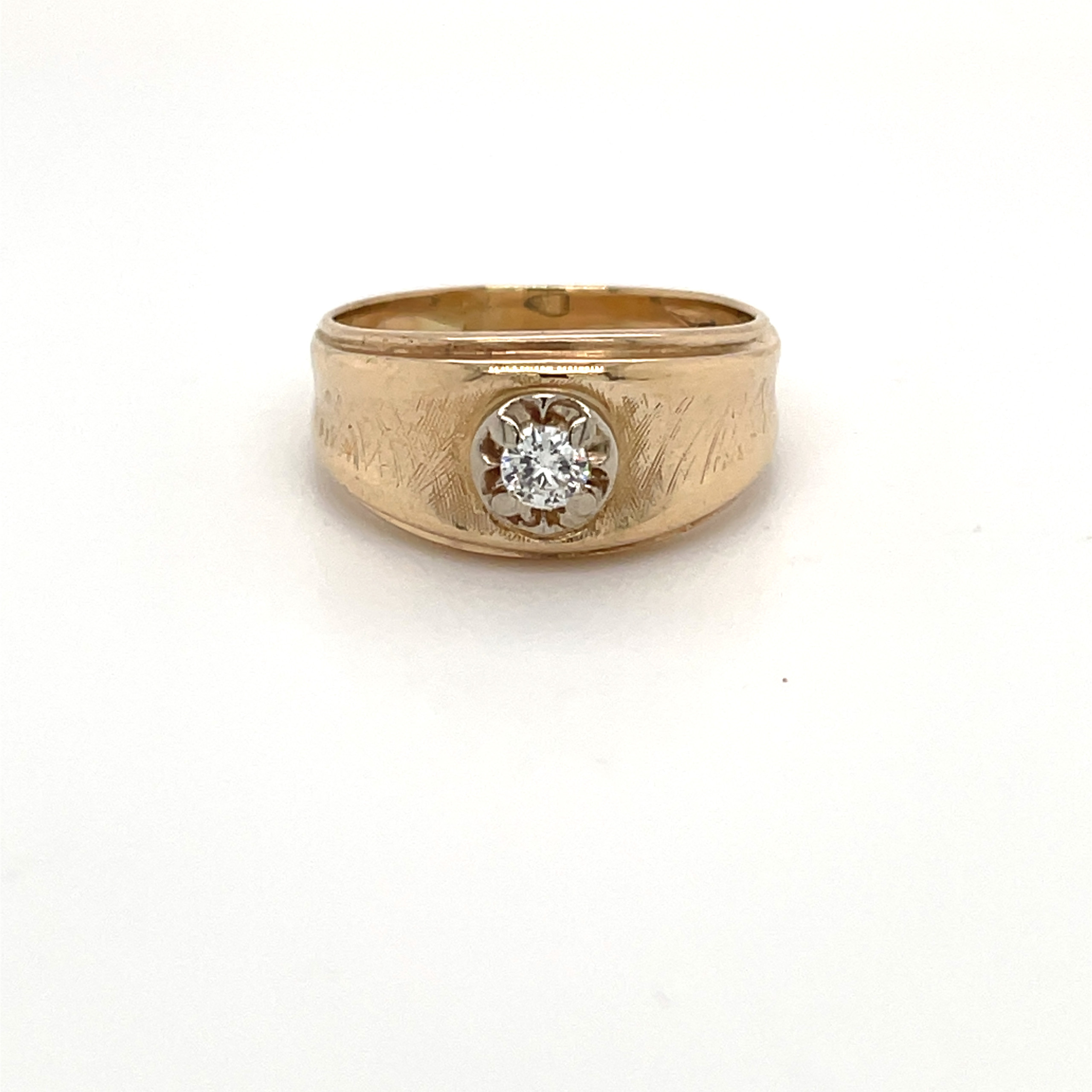 Estate solitaire diamond ring in 14k yellow gold Sale $421